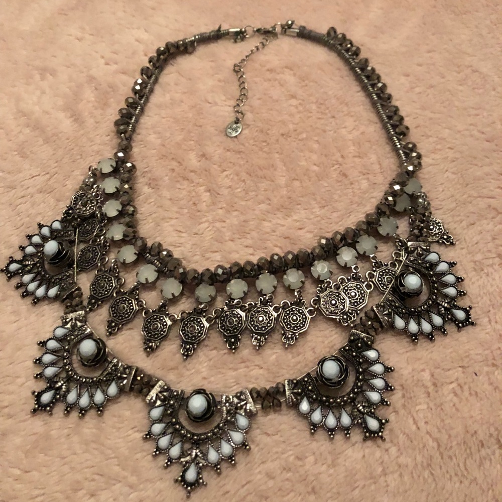 Statement necklace